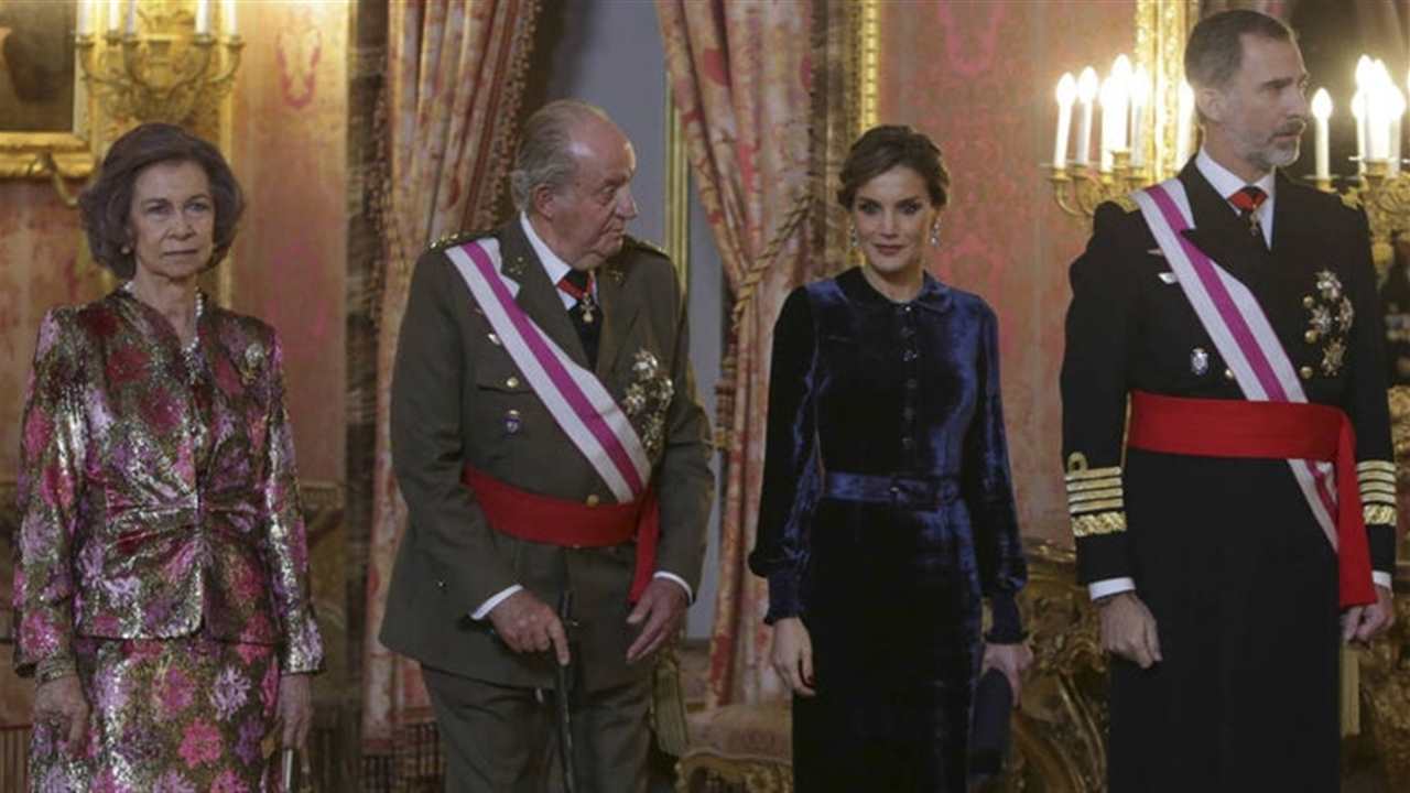 La reina Letizia y don Felipe coincidirán con los Reyes Eméritos en el último adiós a la infanta Pilar