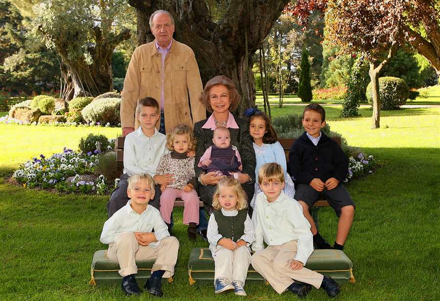 Juan Carlos y Sofía con sus nietos. Christmas