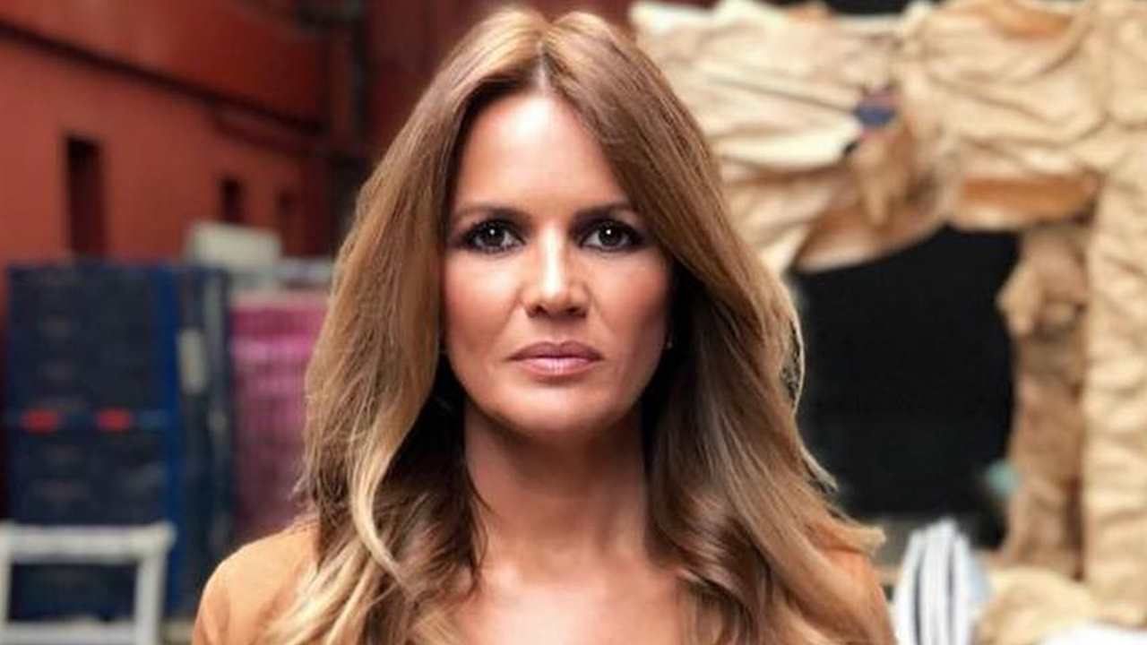 Marta López, muy enfadada, deja en muy mal lugar a Efrén Reyero: "Me grababa"