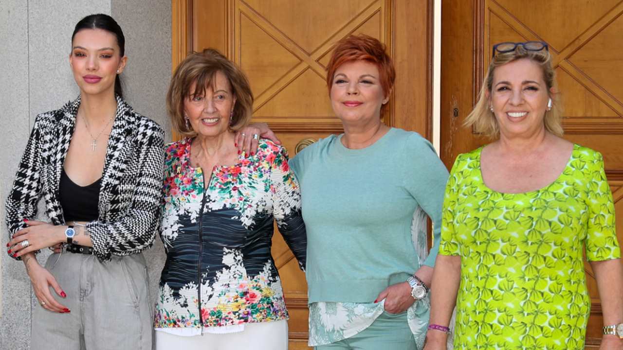 María Teresa, Alejandra, Carmen, Terelu