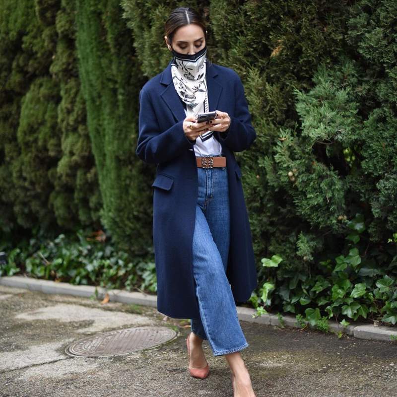 Tamara Falcó dicta tendencia: estos son los jeans que más se llevarán en primavera (y mejor sientan)