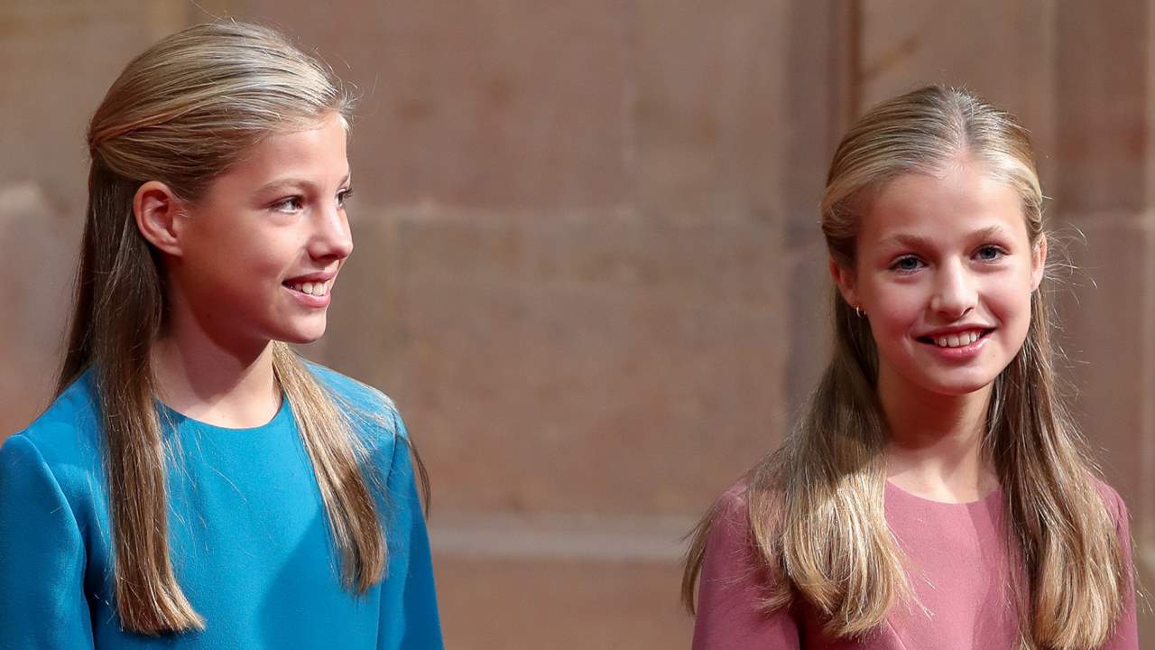 La princesa Leonor y la infanta Sofía: La evolución de sus peinados que evidencia su cambio de etapa