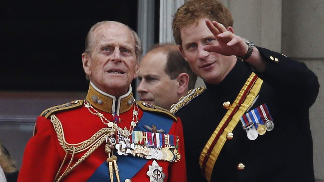 El príncipe Harry y el duque de Edimburgo