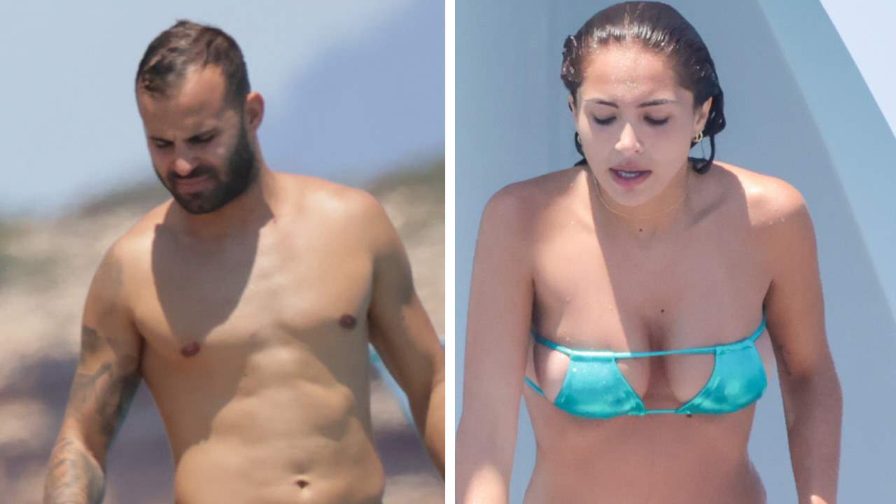 Jesé Rodríguez y Sandra Pica disfrutan de Ibiza por separado pero muy bien acompañados