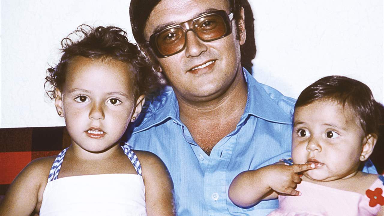 Años dorados 1978 Fernando Ónega presenta a su hija Sonsoles Ónega