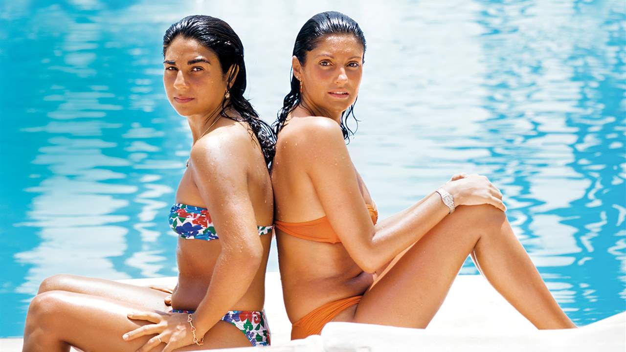 El posado en bikini que selló la paz entre Carmina Ordóñez y Lolita Flores tras rivalizar por Paquirri