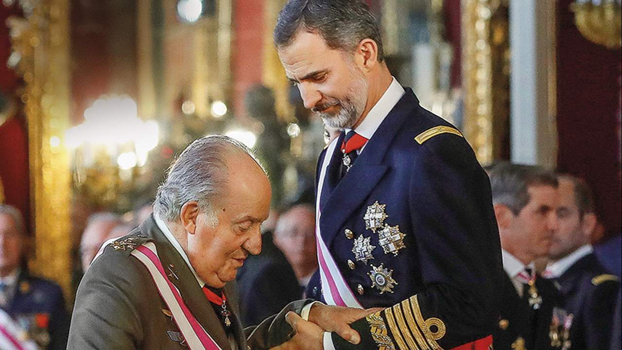 Rey Juan Carlos de Borbón y Felipe VI