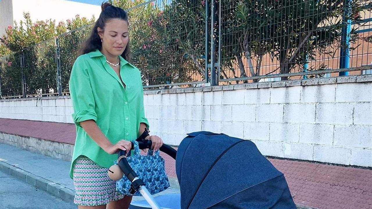 Jessica Bueno disfruta de la primera escapada a la playa con sus hijos tras el nacimiento de Alejandro