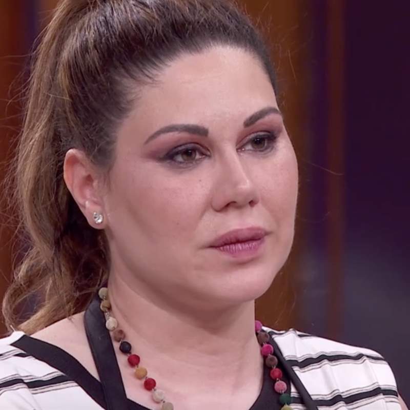 Tamara, primera expulsada de 'MasterChef Celebrity', abandona entre lágrimas por sus hijos