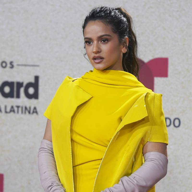 Rosalía se convierte en la protagonista de los Premios Billboard con un look muy especial firmado por Valentino