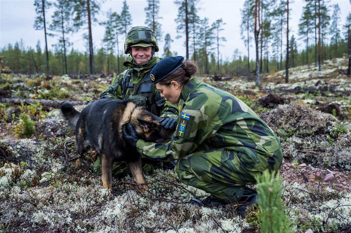 Victoria de Suecia se suma al ejercicio de la Guardia Nacional Gränsland de Rörbäcksnäs
