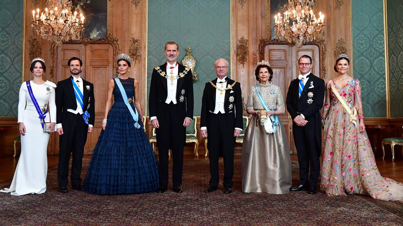 Los reyes en la cena de gala en Suecia