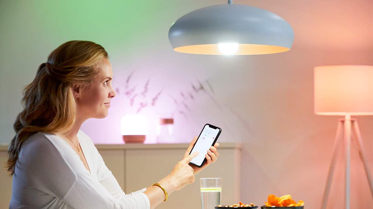 Empieza el año con el mejor ambiente en tu hogar gracias a la iluminación inteligente más fácil de usar