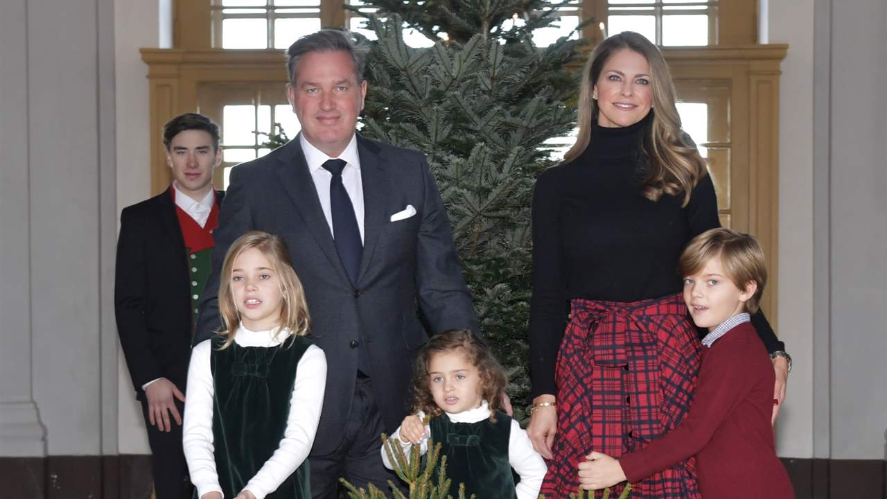 ¡Con la familia al completo! Magdalena de Suecia vuelve a casa por Navidad (y por sorpresa)