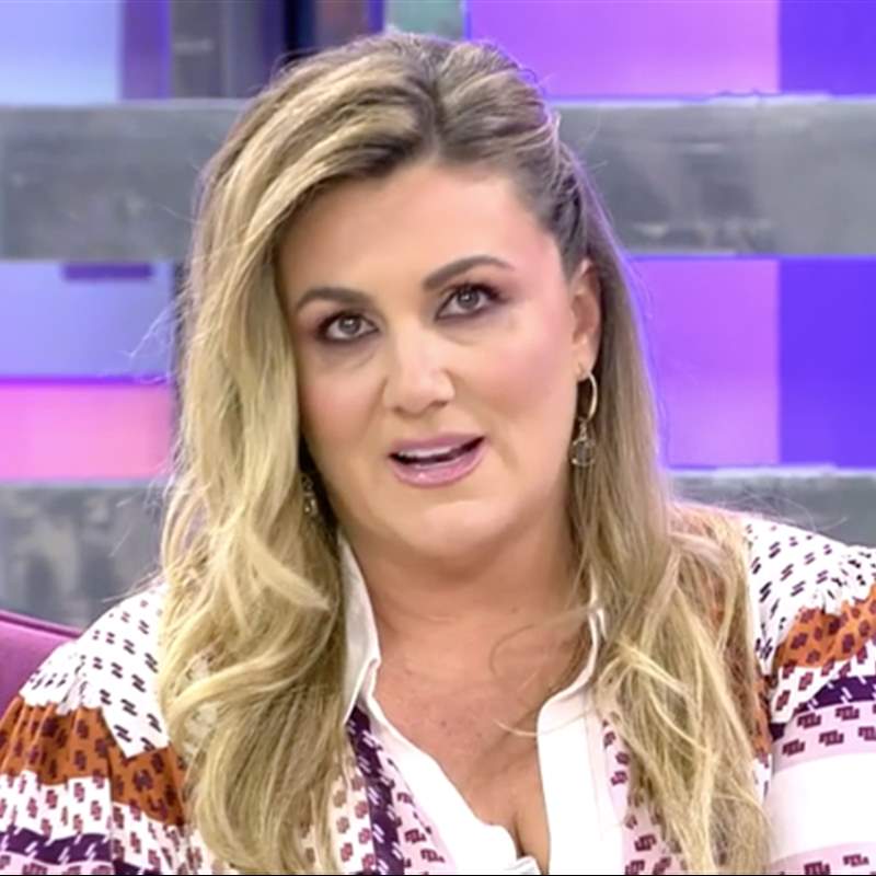 Carlota Corredera frena la emisión de 'Sálvame' para arropar a María Patiño y Laura Fa: "No nos vais a callar"