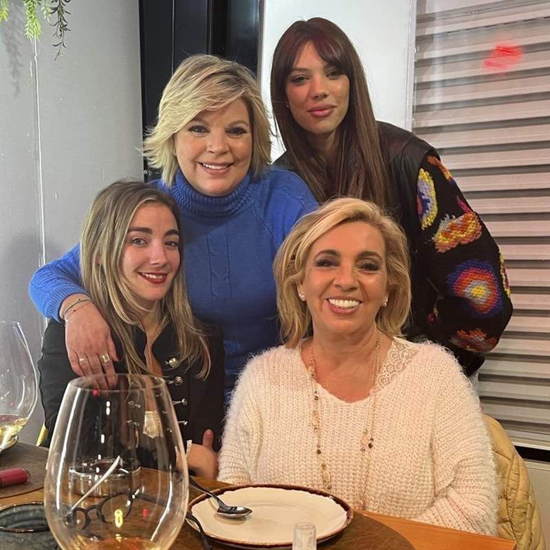 Carmen Borrego, Terelu Campos, Alejandra Rubio y Carmen Almoguera disfrutan de una velada en familia
