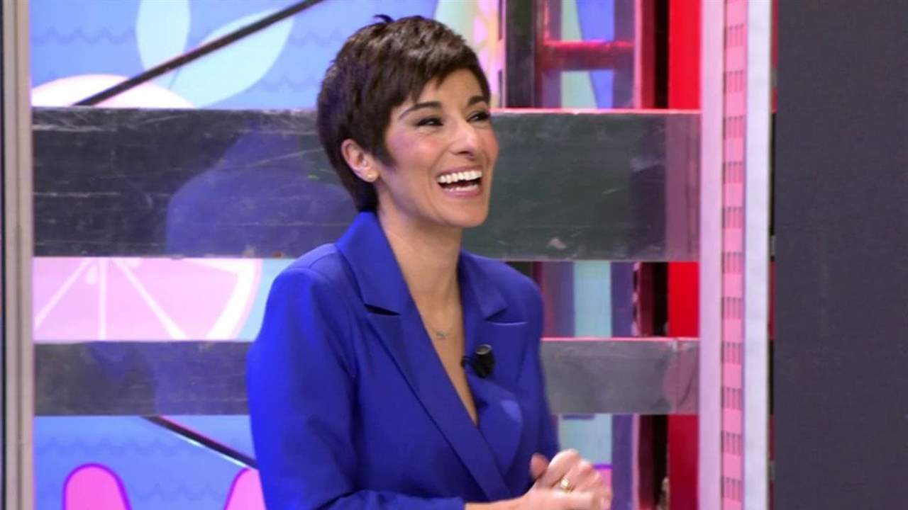 Adela González le 'roba' el sitio a María Patiño en 'Sálvame'