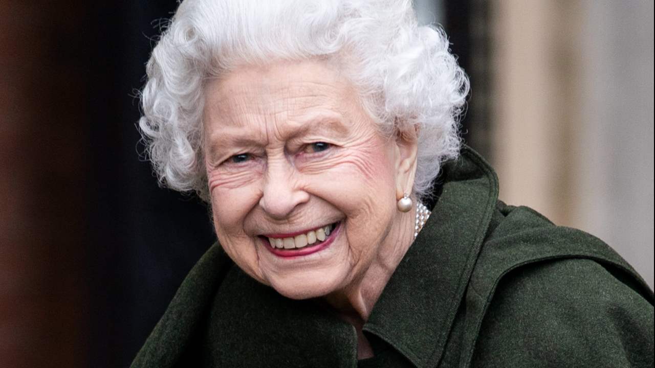 La reina Isabel II cumple 96 años en Sandringham en medio de sus problemas de movilidad
