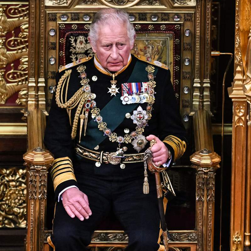 El príncipe Carlos, Camilla y Guillermo sustituyen a la reina Isabel II en la tradicional apertura del Parlamento británico