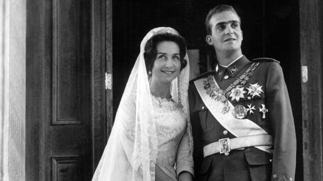 El ‘despropósito’ de la boda de Juan Carlos y Sofía: el ‘sí, quiero’ que fue una auténtica pesadilla