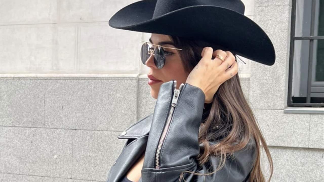 Violeta Mangriñán arrasa con las botas cowboy de Zara que quedan TOP con todos los looks de primavera