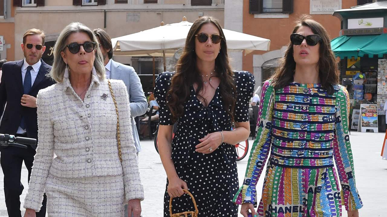 Carlota Casiraghi y Carolina de Mónaco, derroche de estilo en la boda de unos amigos en Roma
