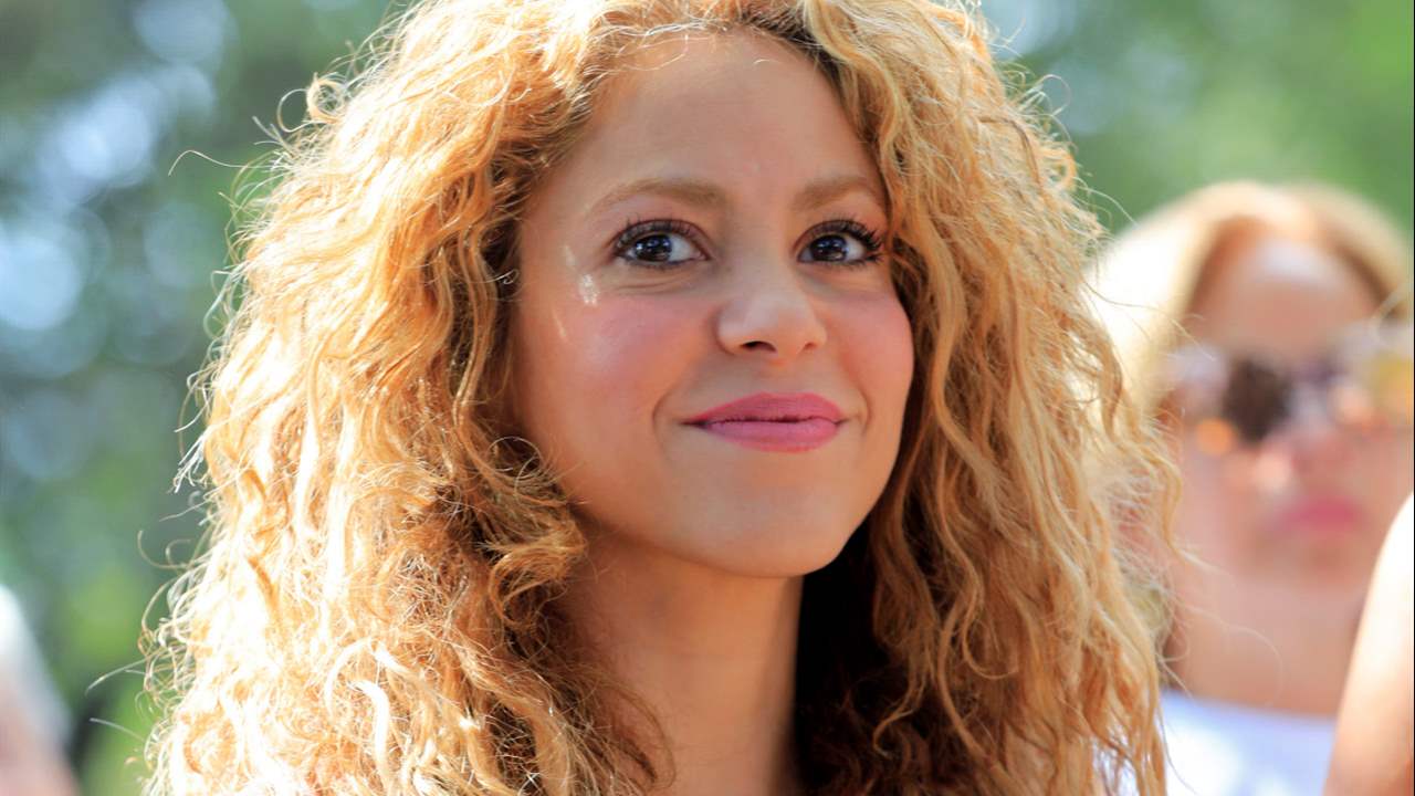 Shakira reaparece en redes con un tierno vídeo de la recuperación de su padre tras su grave caída