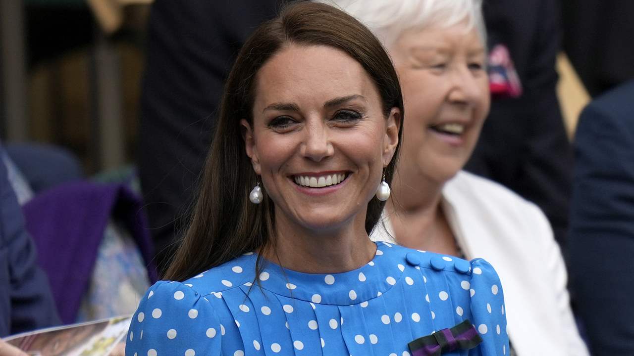 Kate Middleton deslumbra en Wimbledon con un vestido azul de lunares al alcance de pocos bolsillos