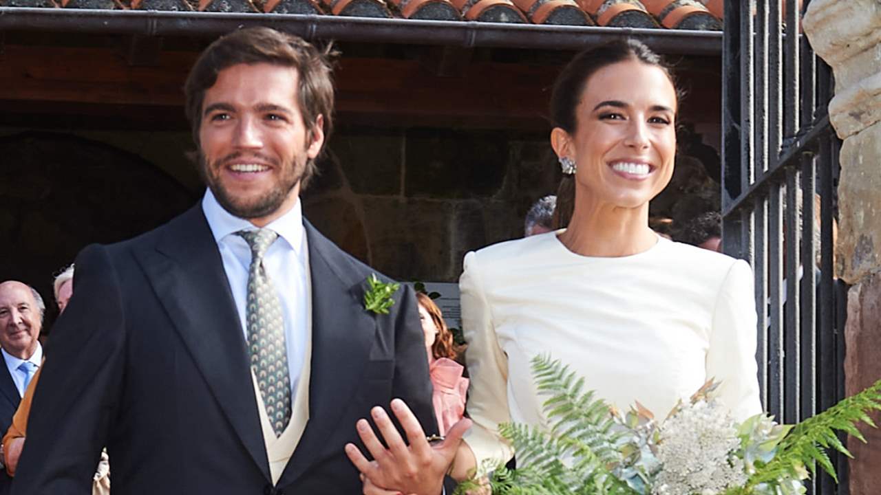 Laura Corsini elige el vestido de novia de su abuela para su boda con Javier Ibáñez