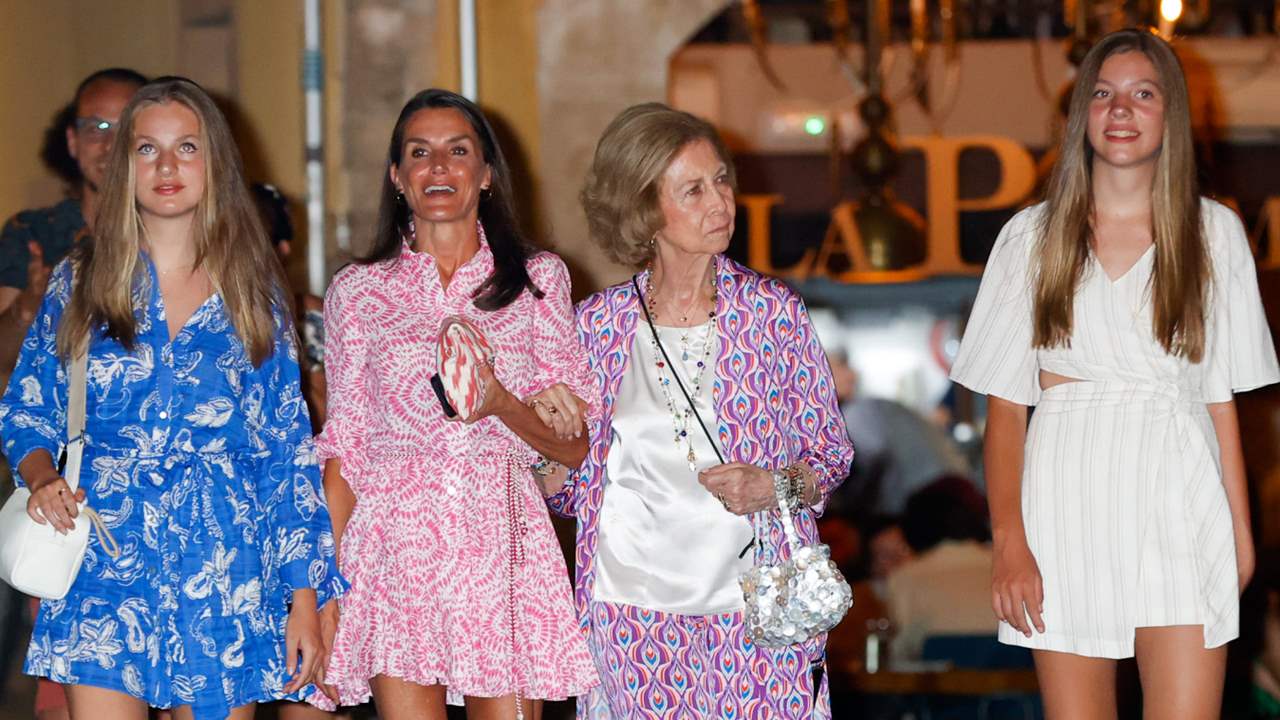 La reina Letizia, la princesa Leonor y la infanta Sofía, junto a la reina Sofía, vuelven a dejarse ver en Palma