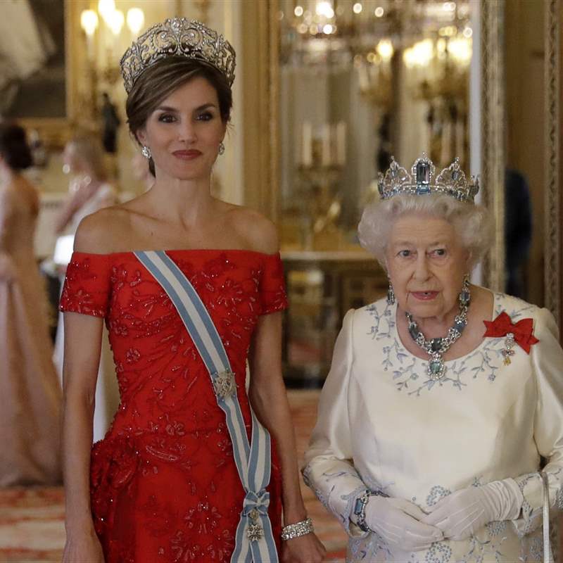 La reina Letizia e Isabel II
