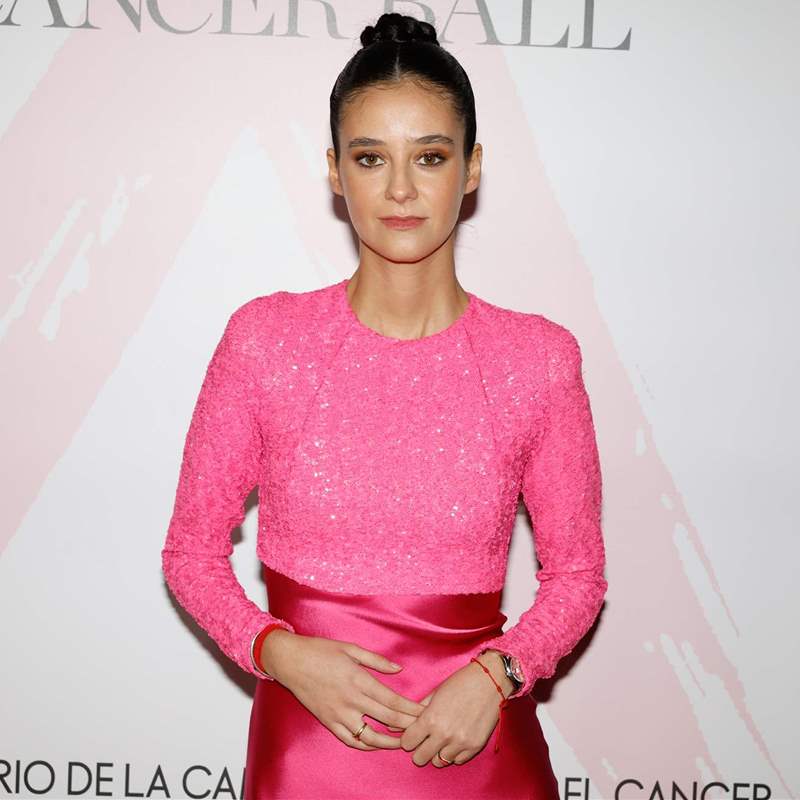 Victoria Federica derrocha glamour en rosa por una buena causa