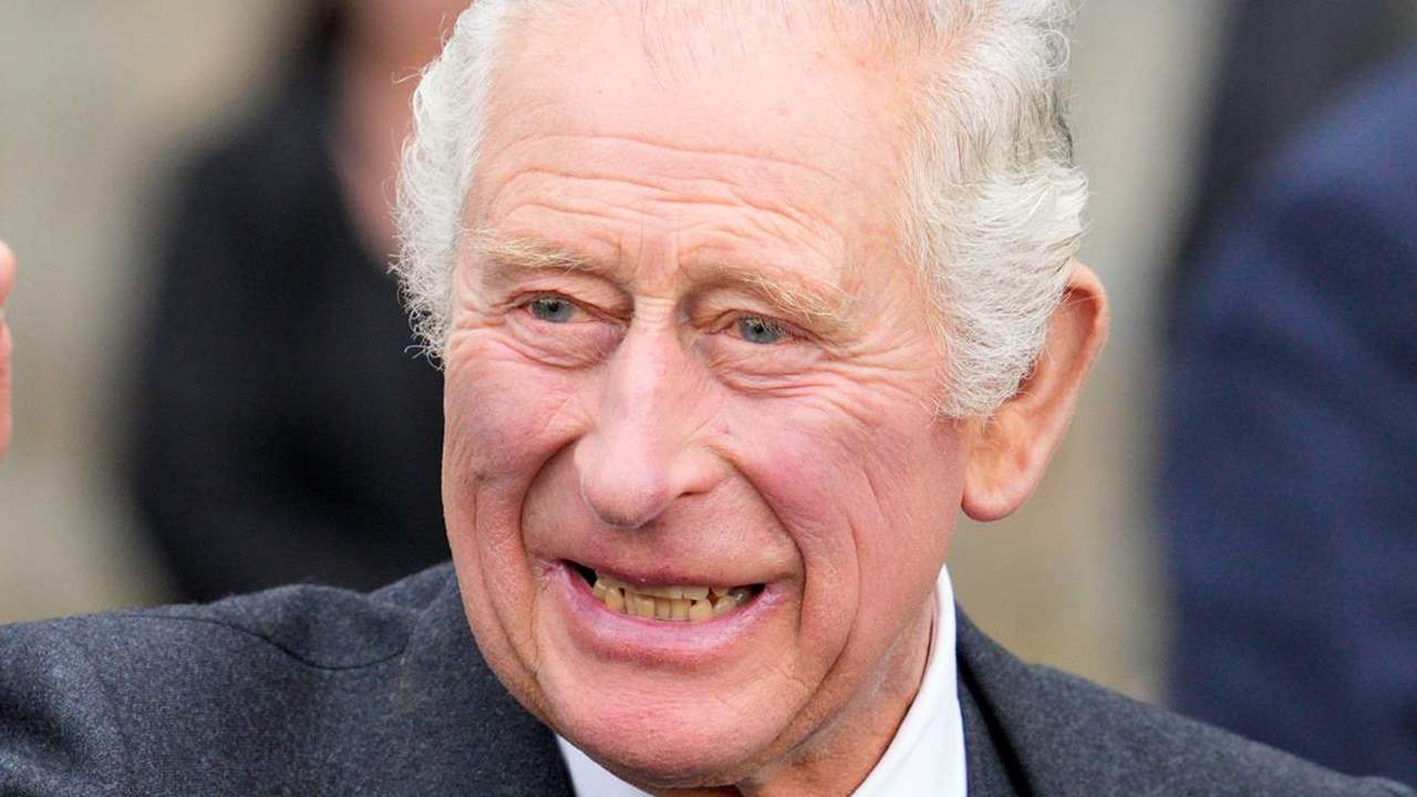 El rey Carlos III rompe con la tradición de Isabel II y descarta Buckingham como residencia oficial 