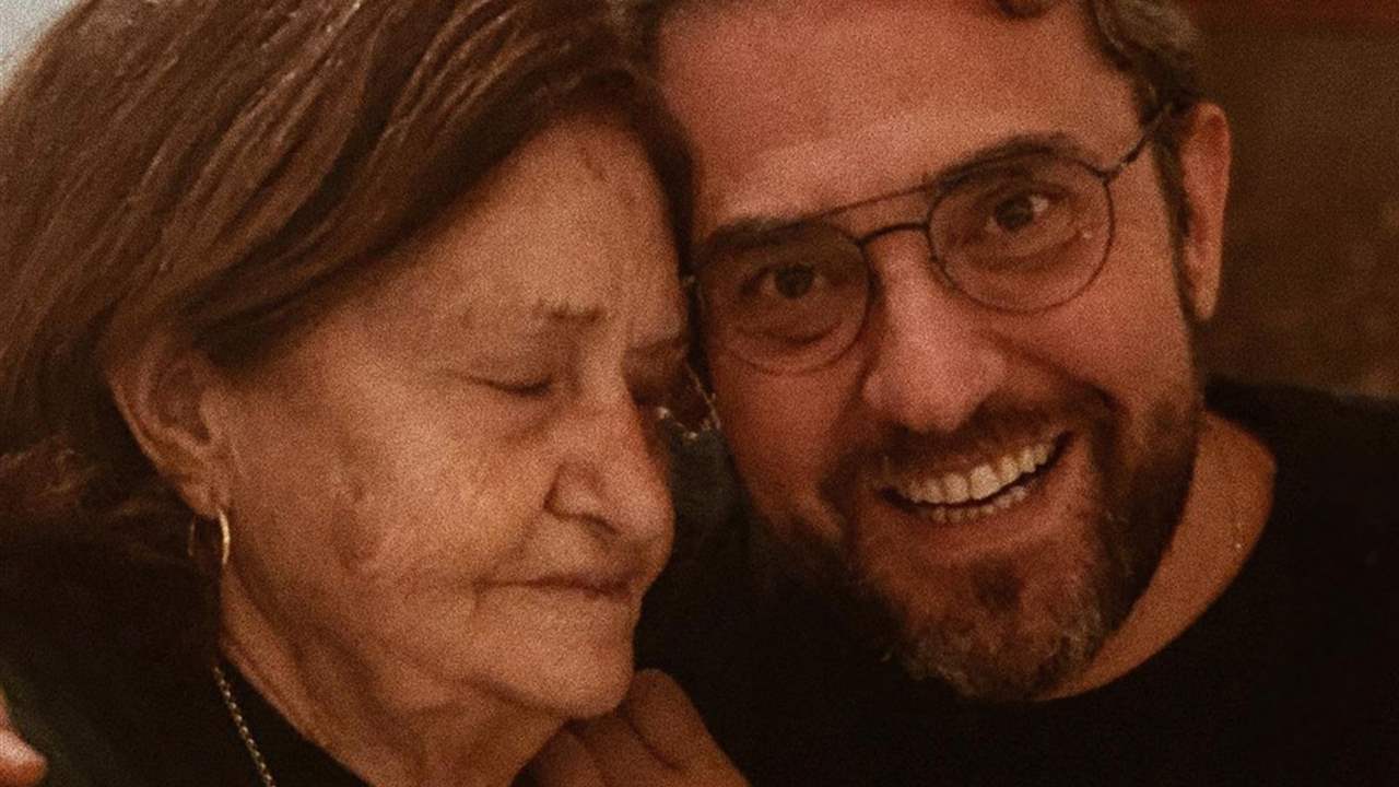 Máximo Huerta con su madre