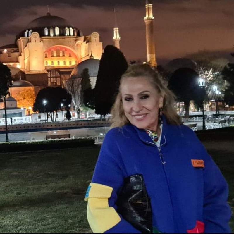 Rosa Benito, de viaje en Estambul, tranquiliza a su familia tras el atentado sufrido en la ciudad turca