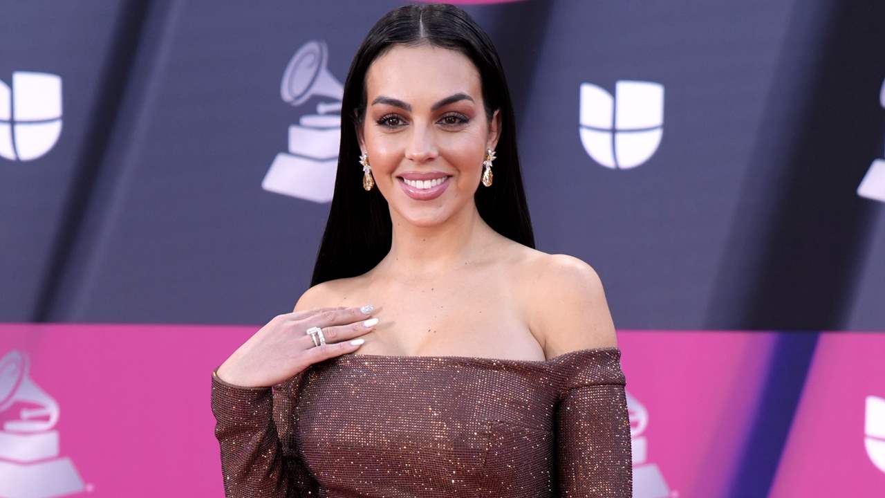 Los looks más comentados de los Grammy Latinos 2022