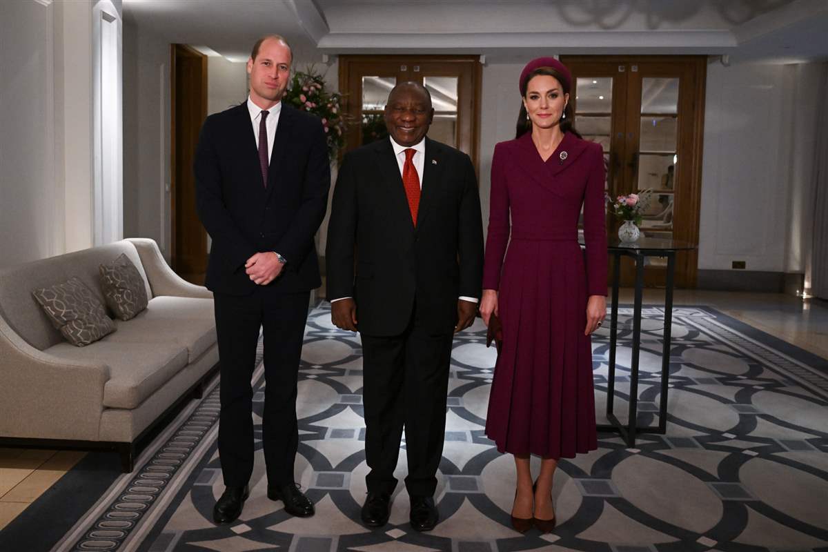 Kate Middleton y el príncipe Guillermo con el presidente de Sudáfrica
