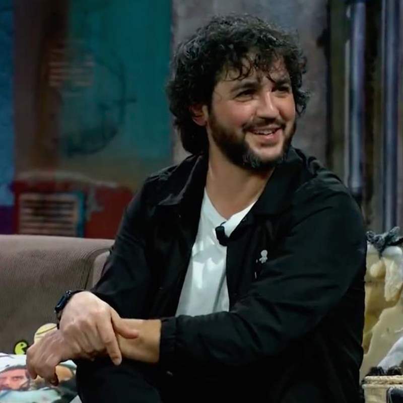 Vuelven 'Los Serrano': Fran Perea y David Broncano reunirán al reparto en 'La Resistencia' al estilo 'Friends'
