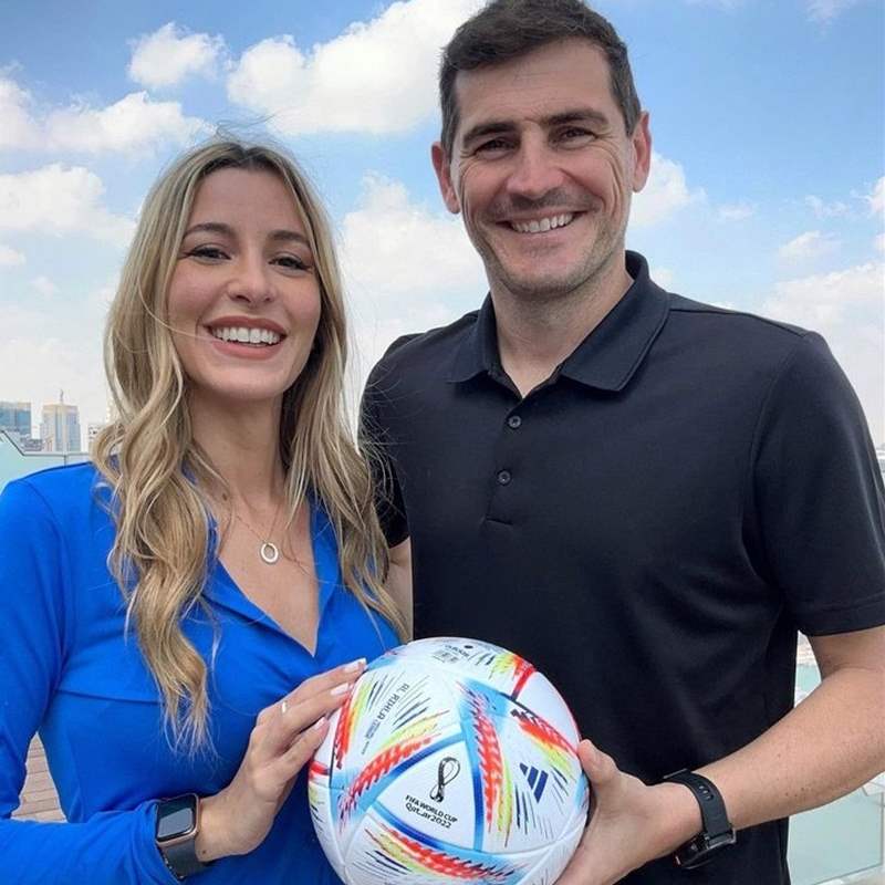 Iker Casillas, ¿ilusionado? con otra periodista deportiva a la que ha visitado en Roma