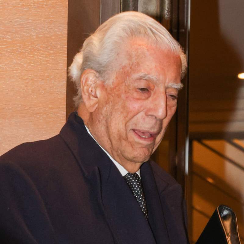 Mario Vargas Llosa y Patricia Llosa confirman su acercamiento en la cita más importante de él