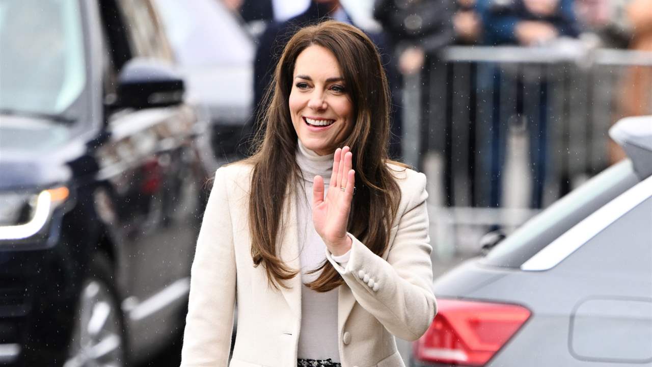 Kate Middleton sorprende con su nuevo look: la falda midi de Zara que enamorará a Letizia