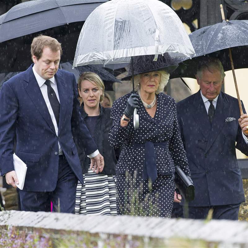 Los hijos de Camilla podrían arrebatarles el puesto al príncipe Harry y Meghan Markle en la coronación de Carlos III