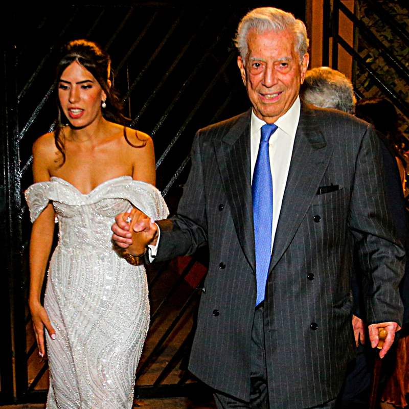 Las fotos más cariñosas de Mario Vargas Llosa junto a su nieta Josefina el día de su boda