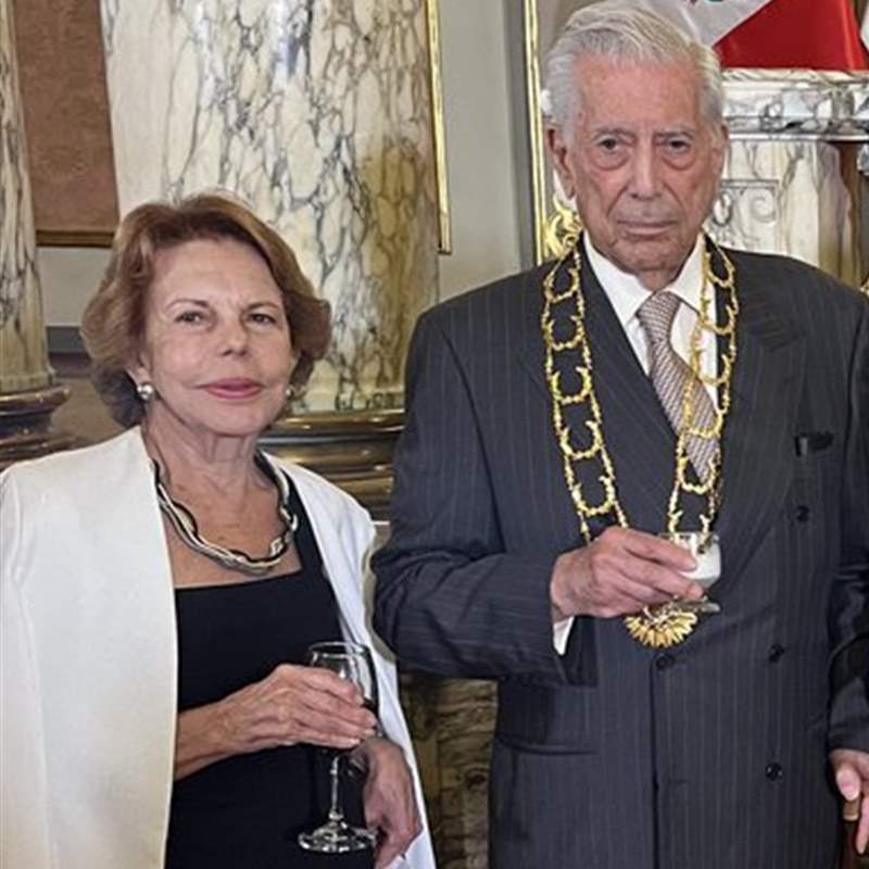 Patricia Llosa vuelve a robarle el protagonismo a Mario Vargas Llosa en su último gran hito en Perú