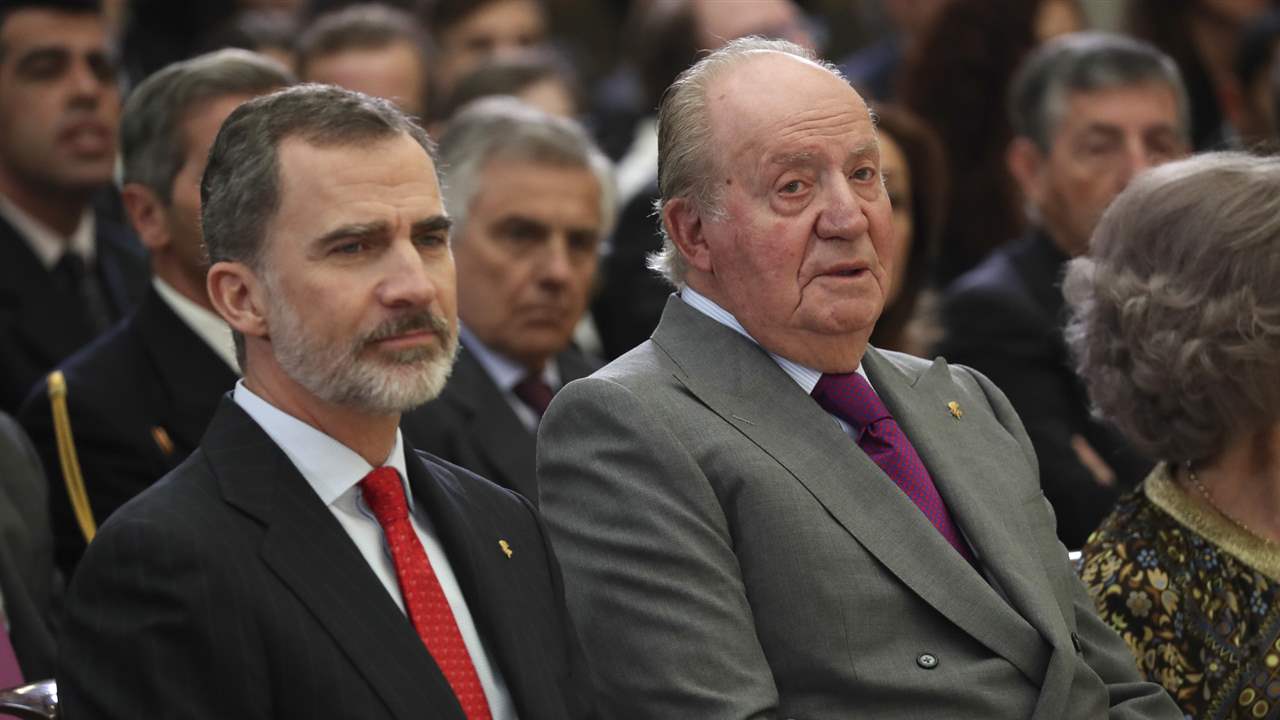 El rey Juan Carlos vuelve a desafiar a su hijo Felipe VI