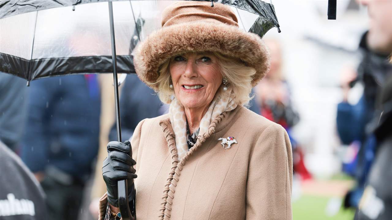 Camilla hereda una de las joyas preferidas (y más animalistas) de Isabel II