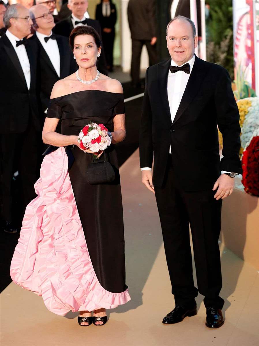Carolina de Mónaco fue acompañada de Alberto de Mónaco al Baile de la Rosa en 2019