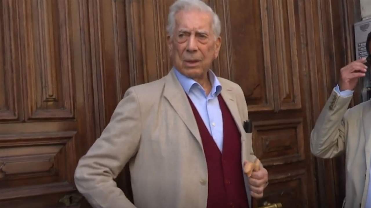 Así ha reaccionado Mario Vargas Llosa al supuesto romance entre su ex Isabel Preysler y Alfonso Díez