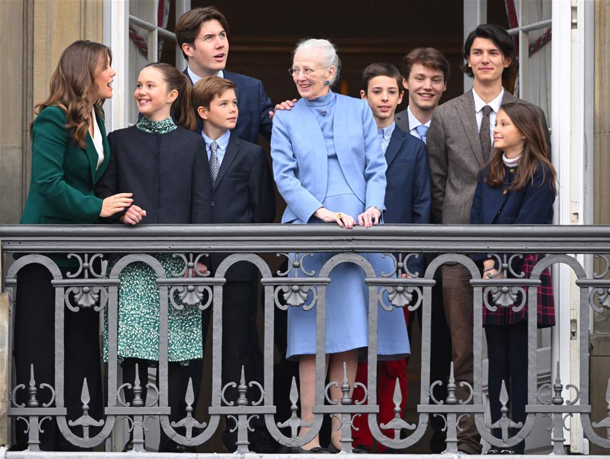 La reina Margarita y su familia