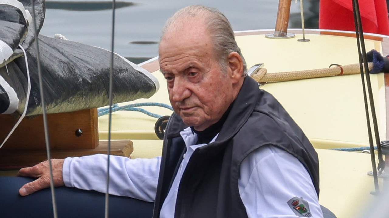 El rey Juan Carlos, obligado a seguir unas férreas directrices: Así han sido sus primeras horas en Sanxenxo